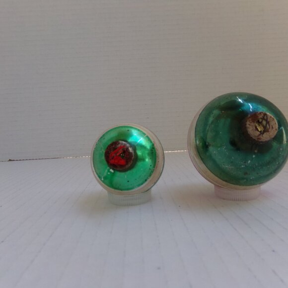 Vintage Lot of 2 Shiny Brite Striped Round Ball Christmas Ornaments Silver Green - Picture 7 of 14
